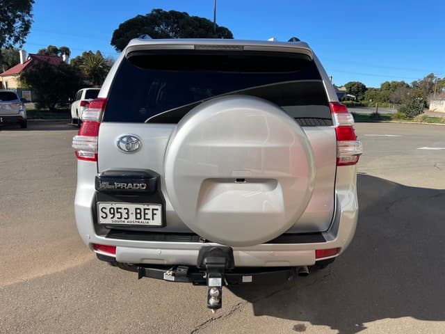 2014 Toyota Landcruiser Prado GXL in Silver