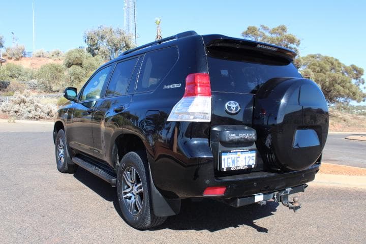 2012 Toyota Landcruiser Prado SE in Black