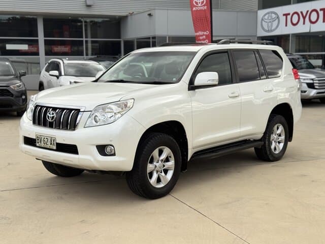 2013 Toyota Landcruiser Prado GXL in White