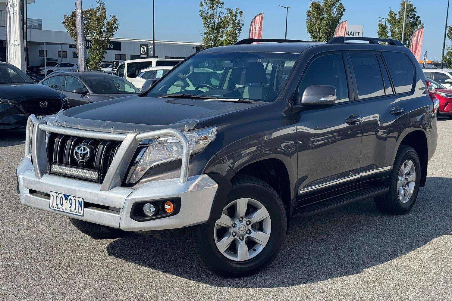2014 Toyota Landcruiser Prado SE in Silver