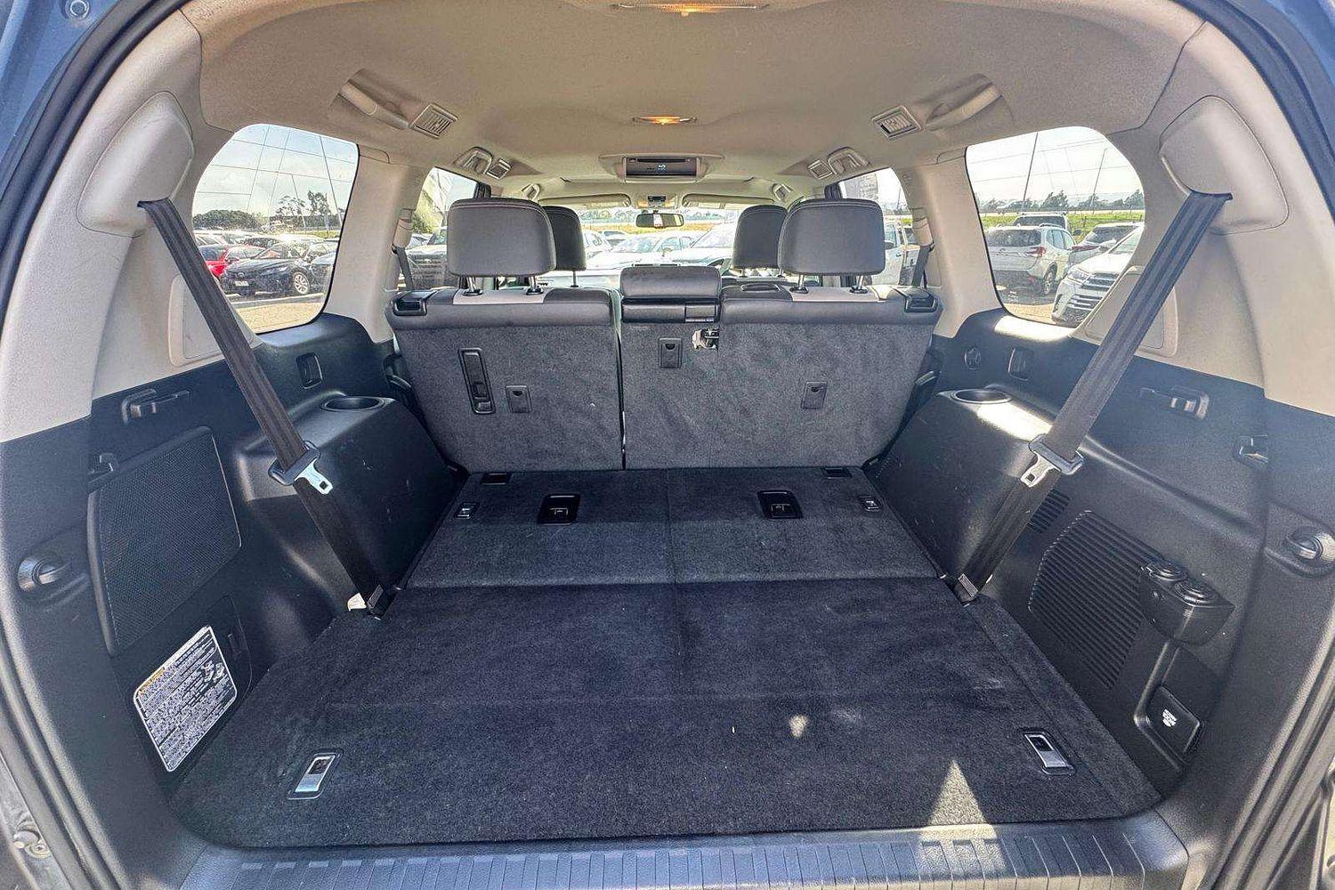 2014 Toyota Landcruiser Prado SE in Silver