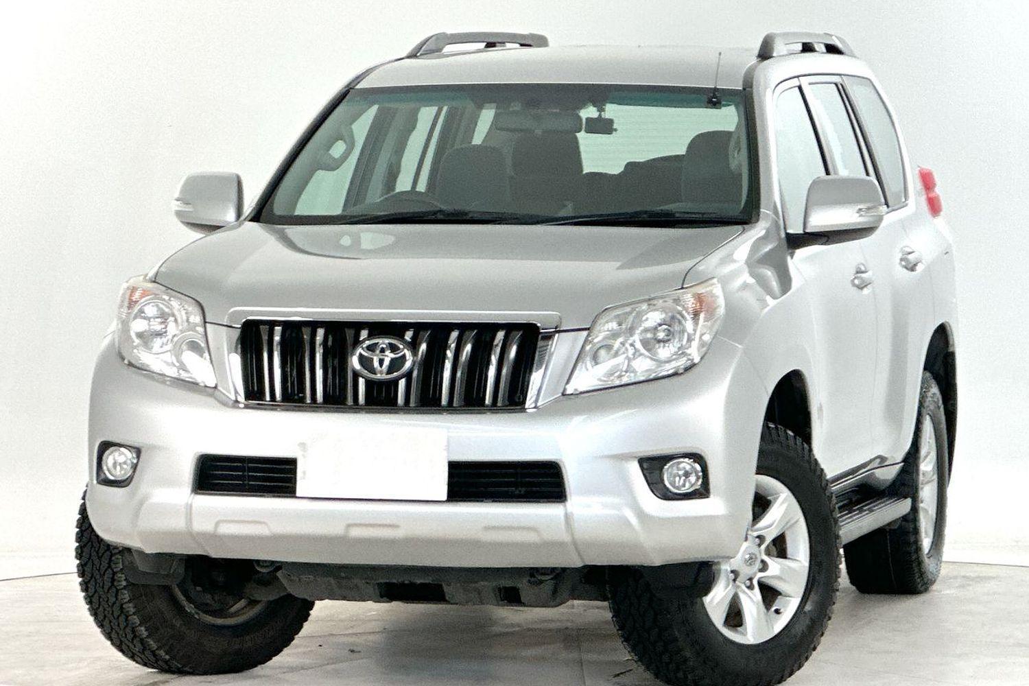 2010 Toyota Landcruiser Prado GXL in Silver