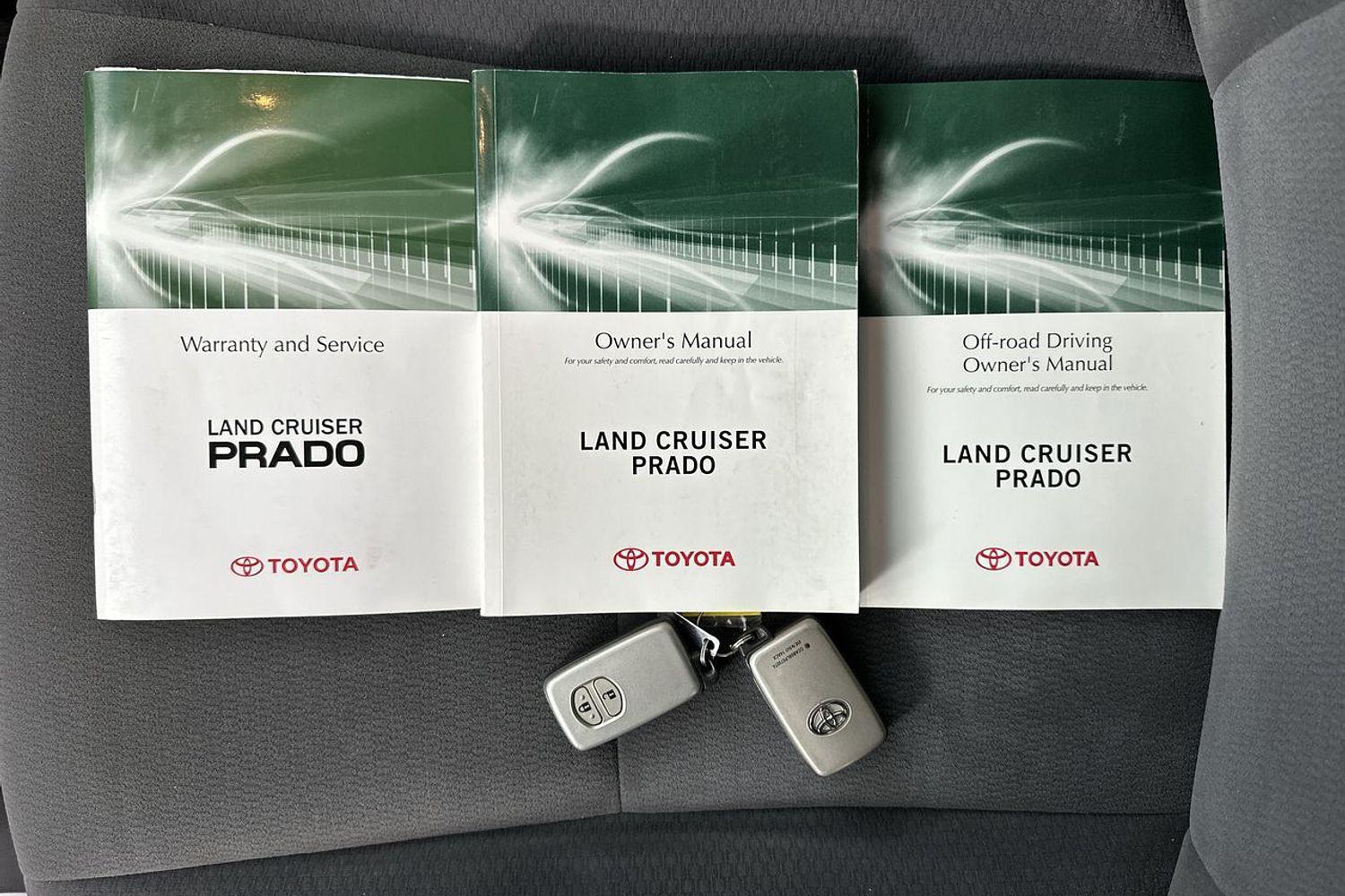 2010 Toyota Landcruiser Prado GXL in Silver