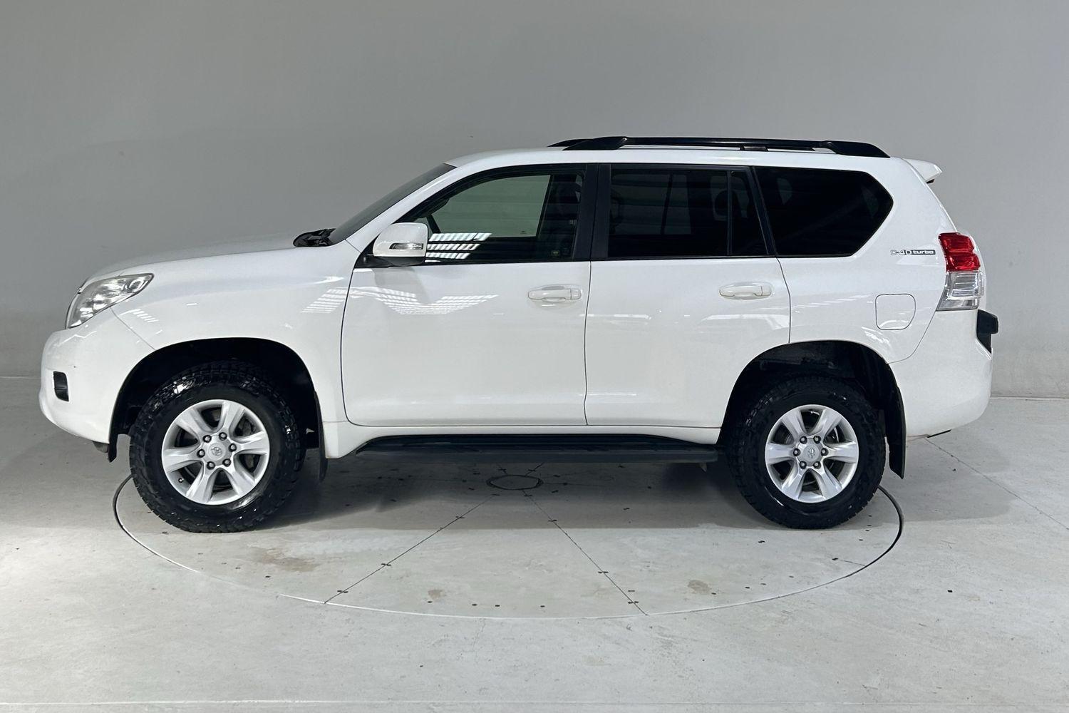 2012 Toyota Landcruiser Prado GXL in White