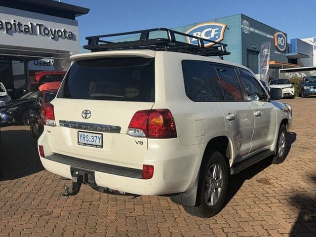2012 Toyota Landcruiser Prado SE in White