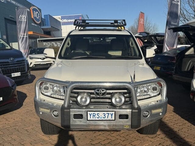 2012 Toyota Landcruiser Prado SE in White