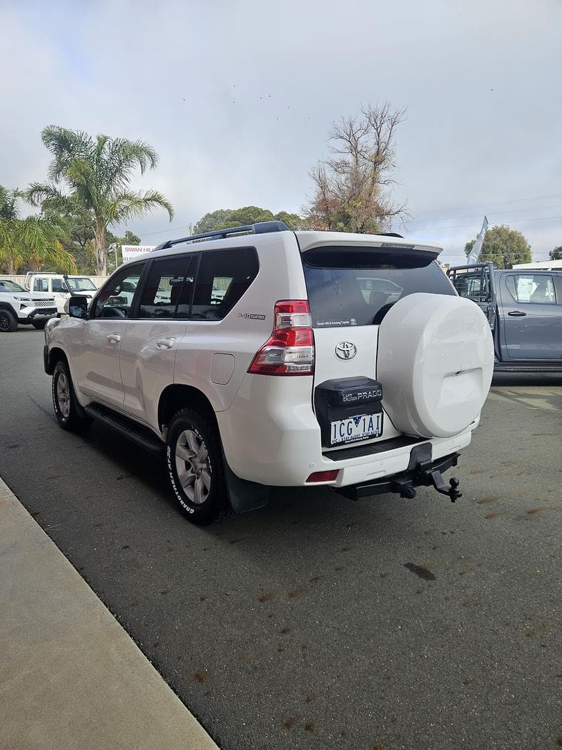 2014 Toyota Landcruiser Prado GXL in White
