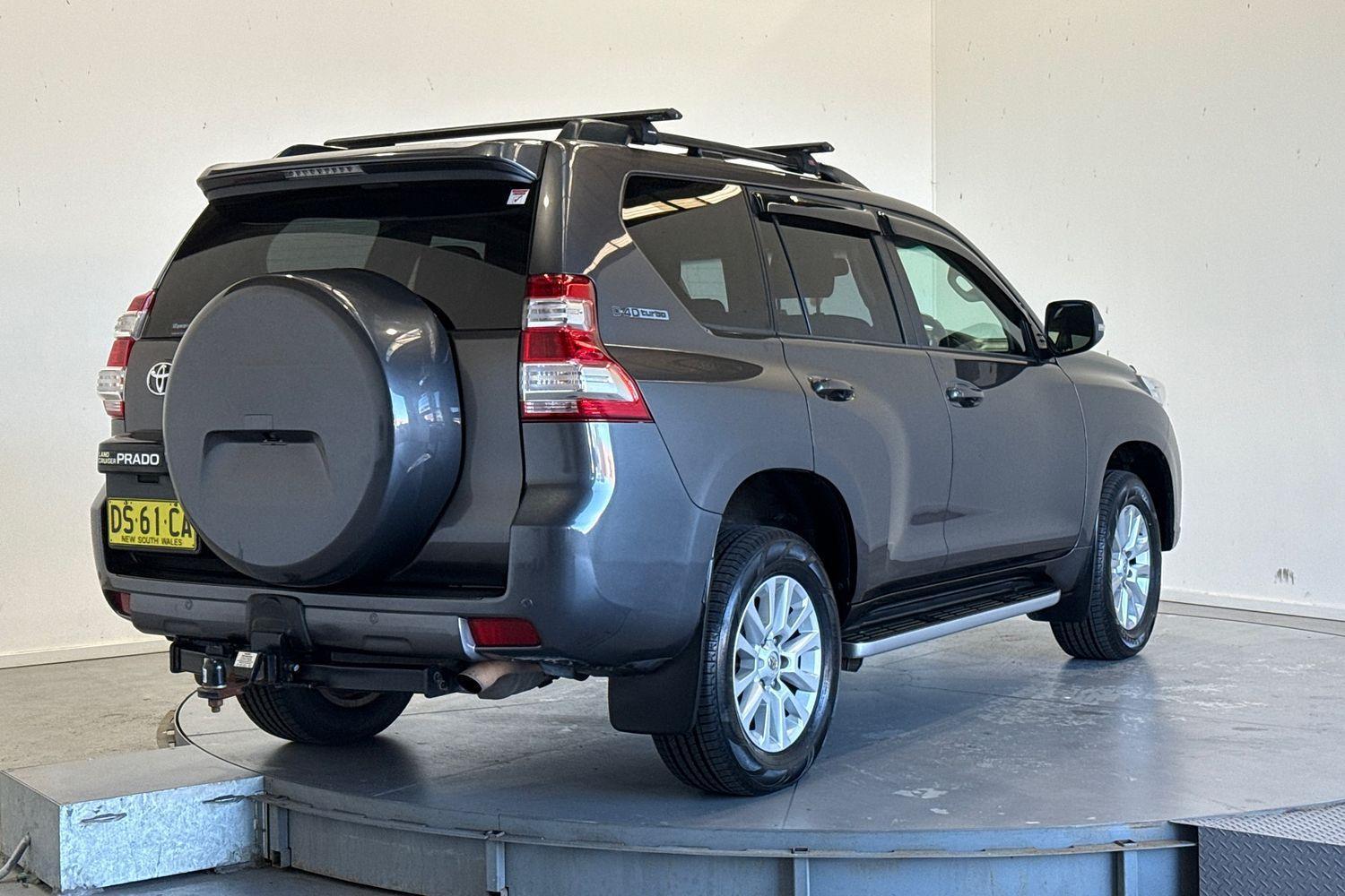 2015 Toyota Landcruiser Prado VX in Silver