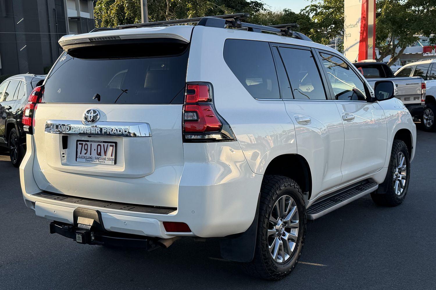 2019 Toyota Landcruiser Prado VX in White