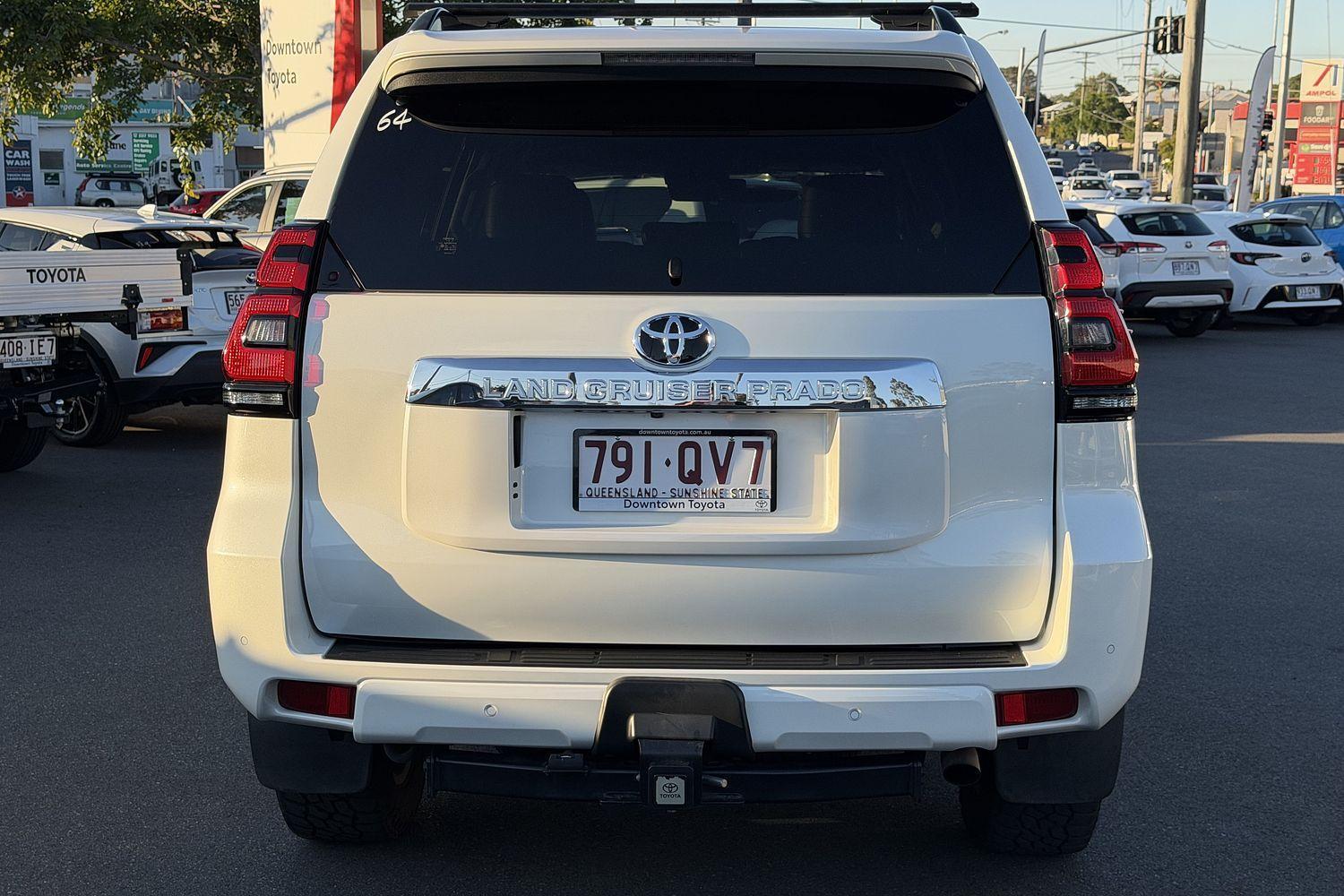2019 Toyota Landcruiser Prado VX in White