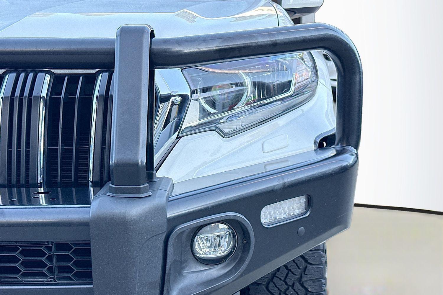 2023 Toyota Landcruiser Prado GXL in White
