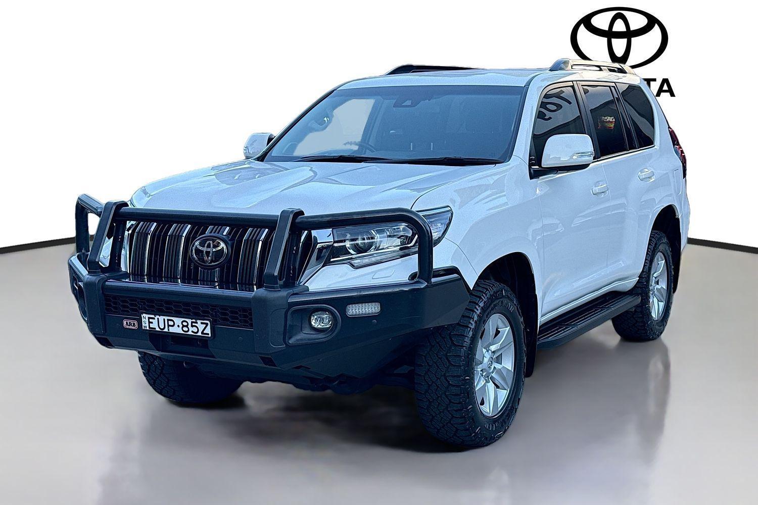 2023 Toyota Landcruiser Prado GXL in White