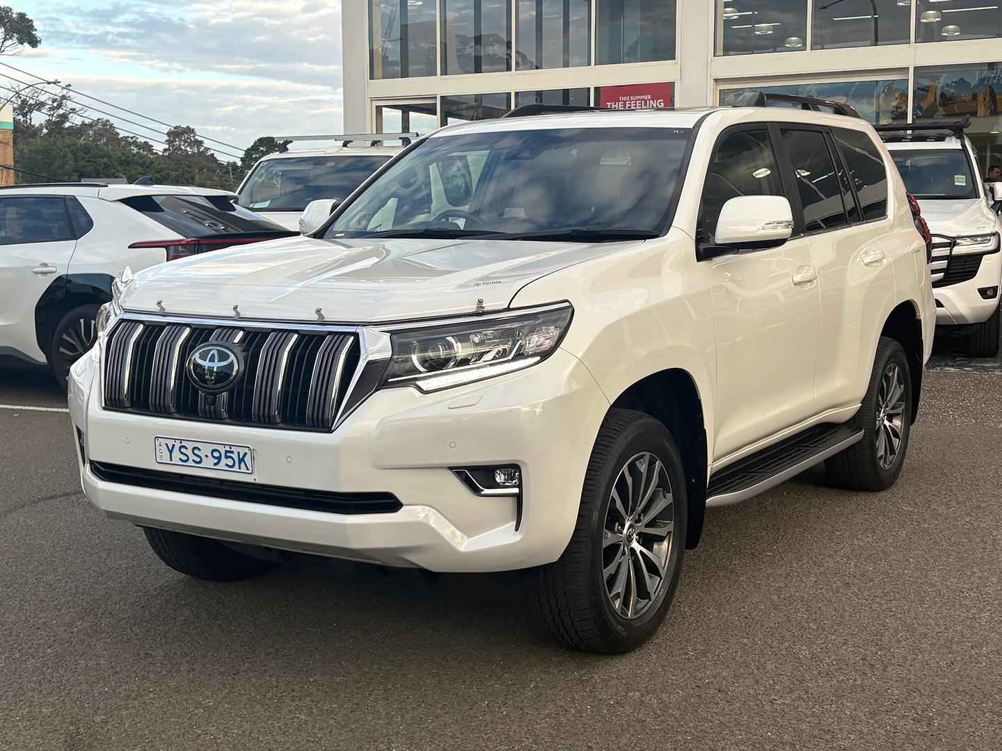 2023 Toyota Landcruiser Prado Kakadu in White