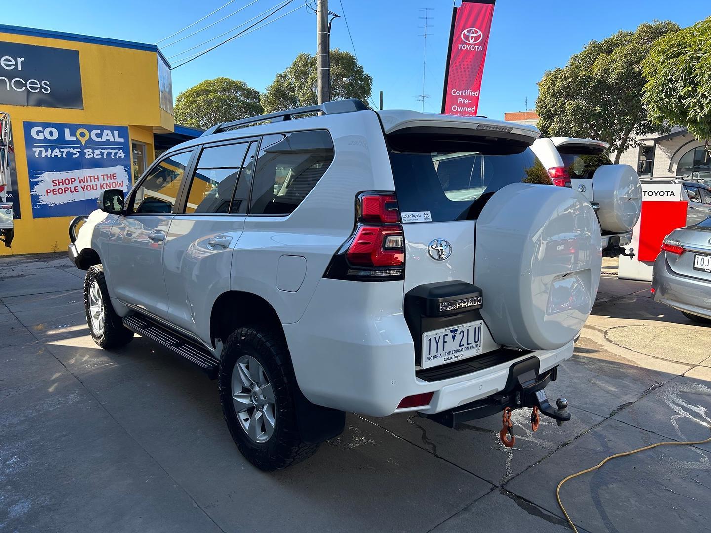2023 Toyota Landcruiser Prado GXL in White