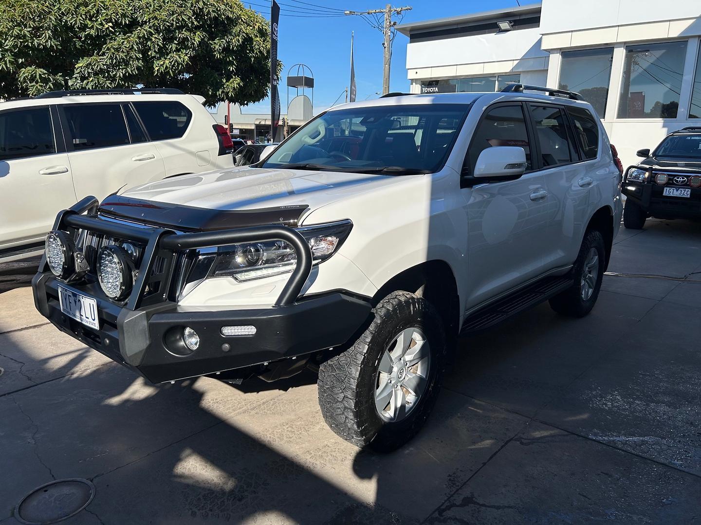 2023 Toyota Landcruiser Prado GXL in White