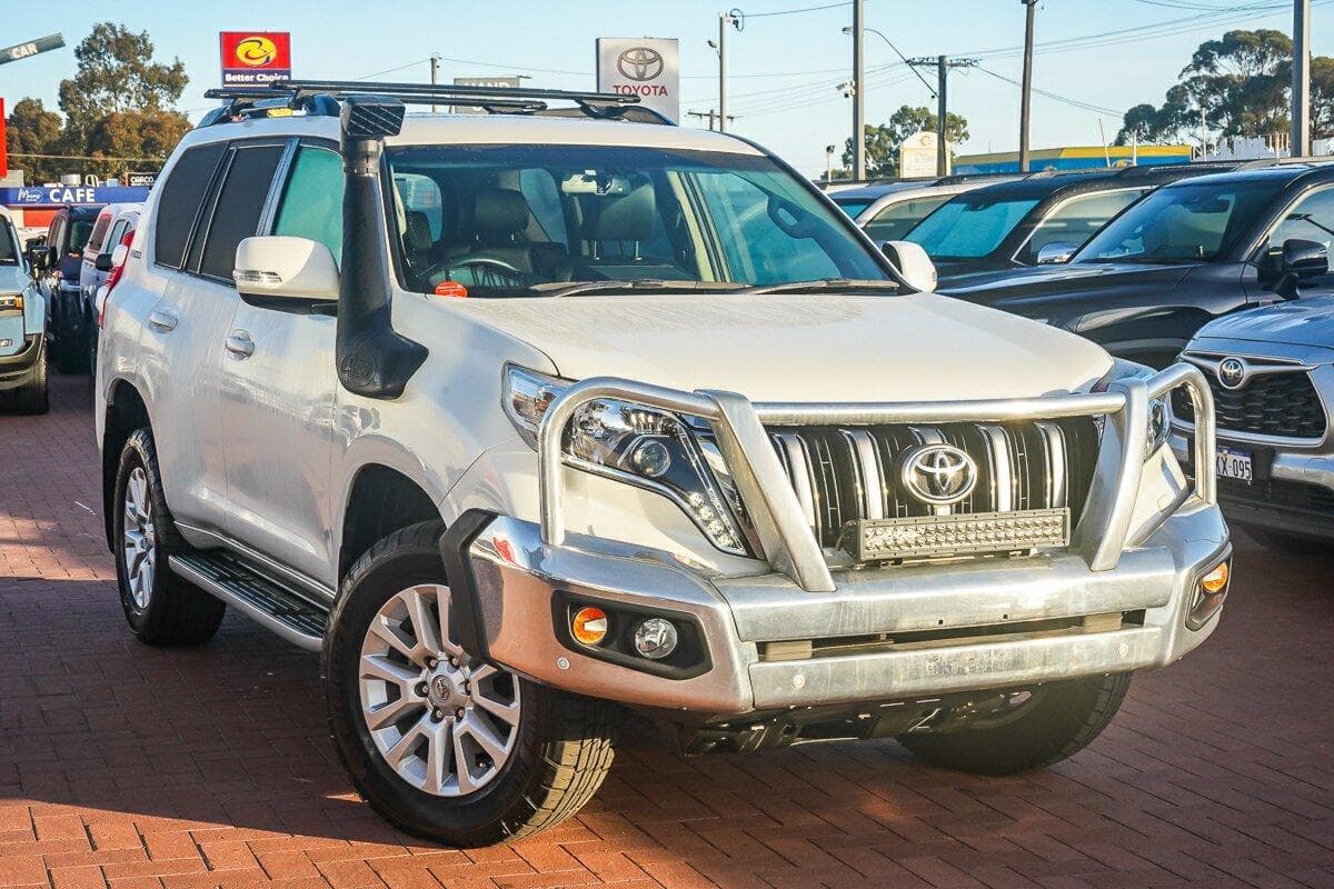 2017 Toyota Landcruiser Prado VX in White