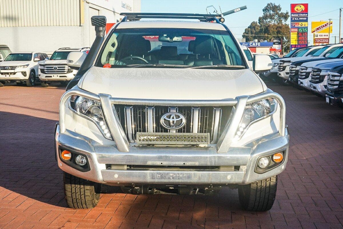 2017 Toyota Landcruiser Prado VX in White
