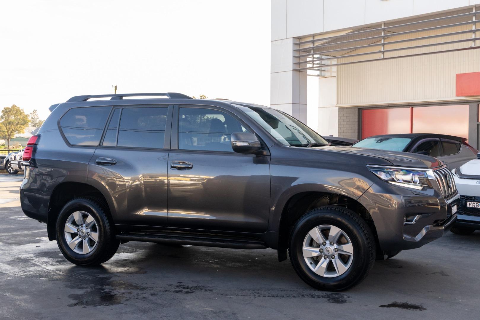 2021 Toyota Landcruiser Prado GXL in Silver