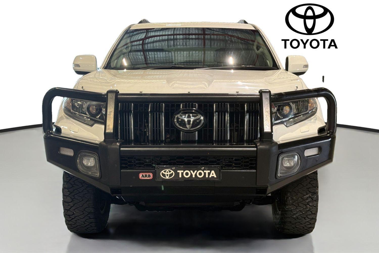 2023 Toyota Landcruiser Prado GXL in White