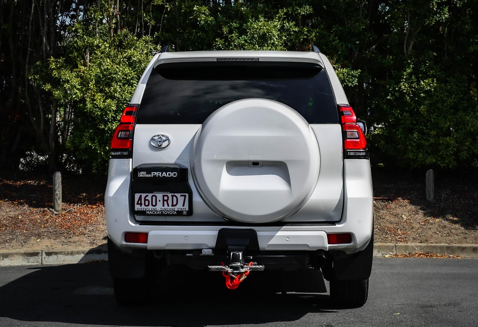 2023 Toyota Landcruiser Prado VX in White