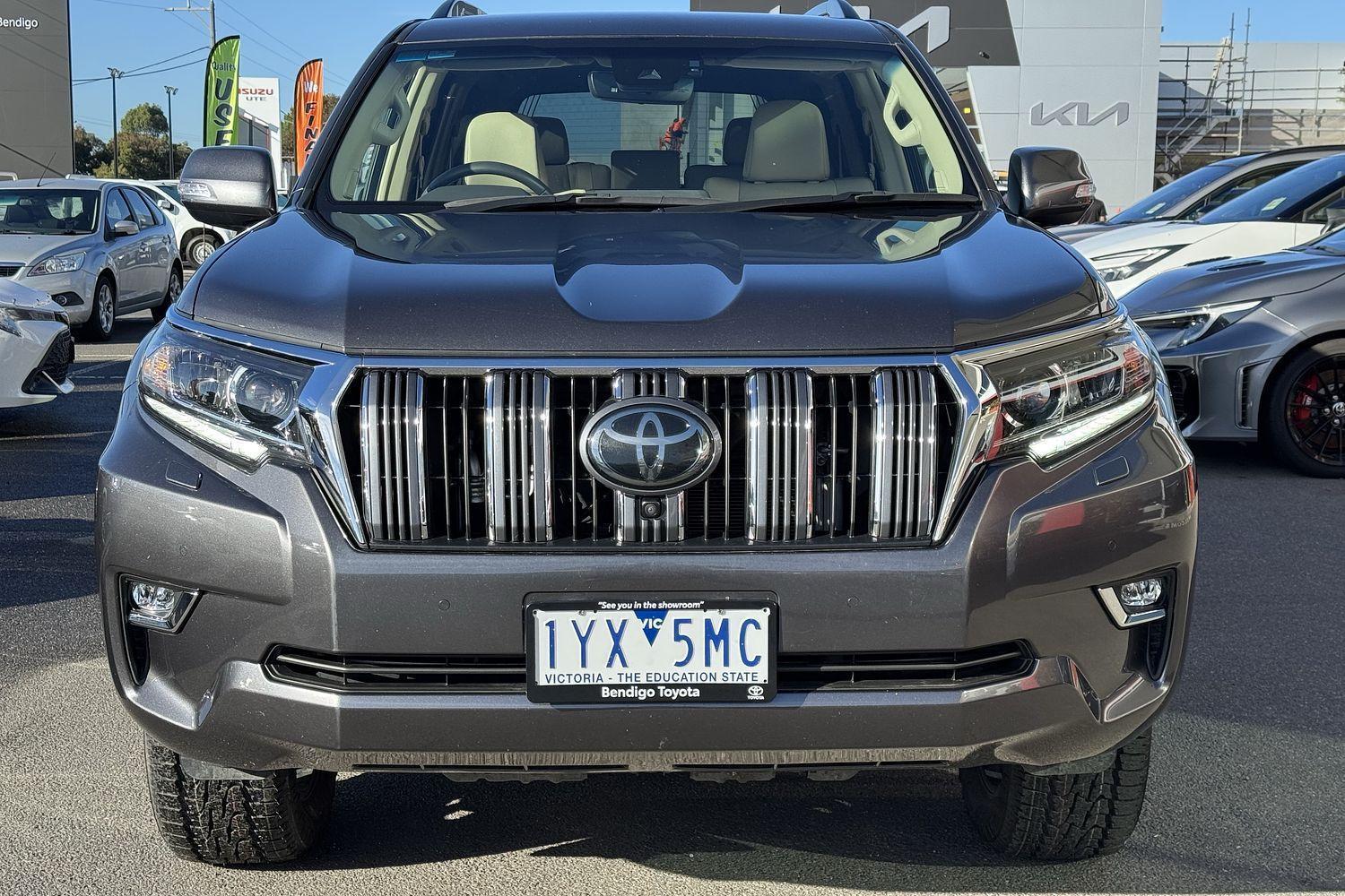 2023 Toyota Landcruiser Prado VX in Silver