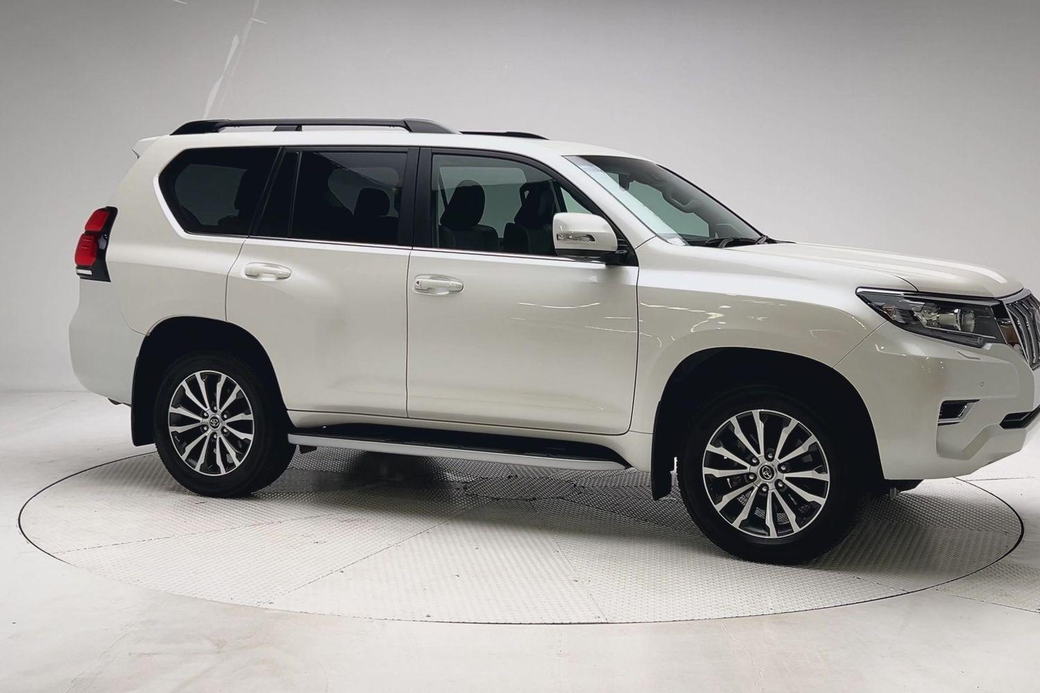 2023 Toyota Landcruiser Prado Kakadu in White