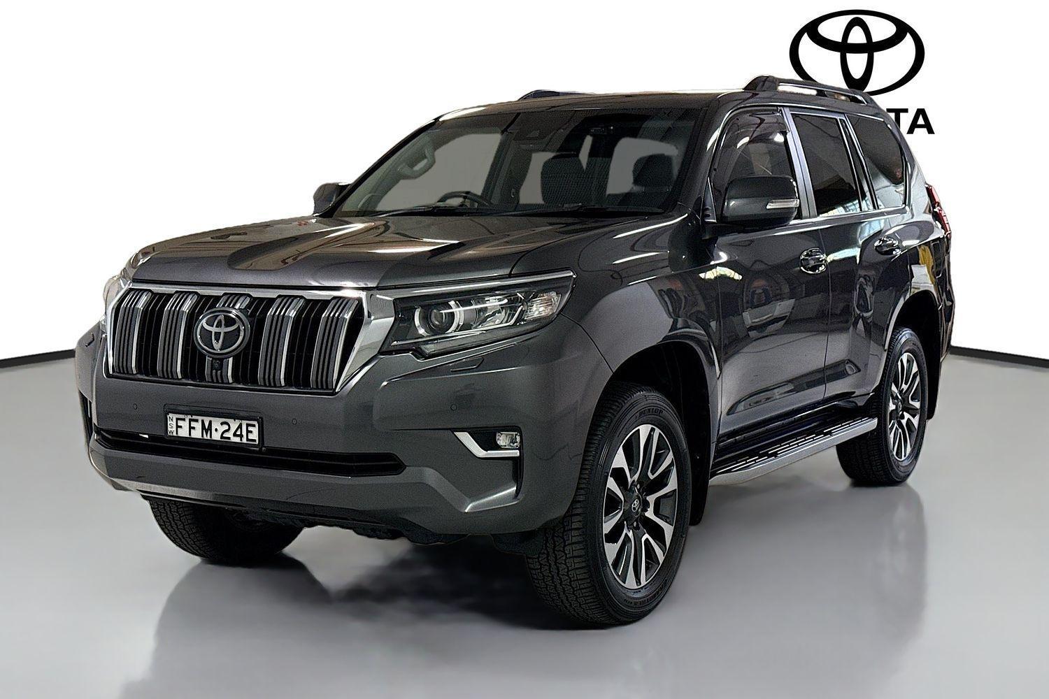 2023 Toyota Landcruiser Prado VX in Silver