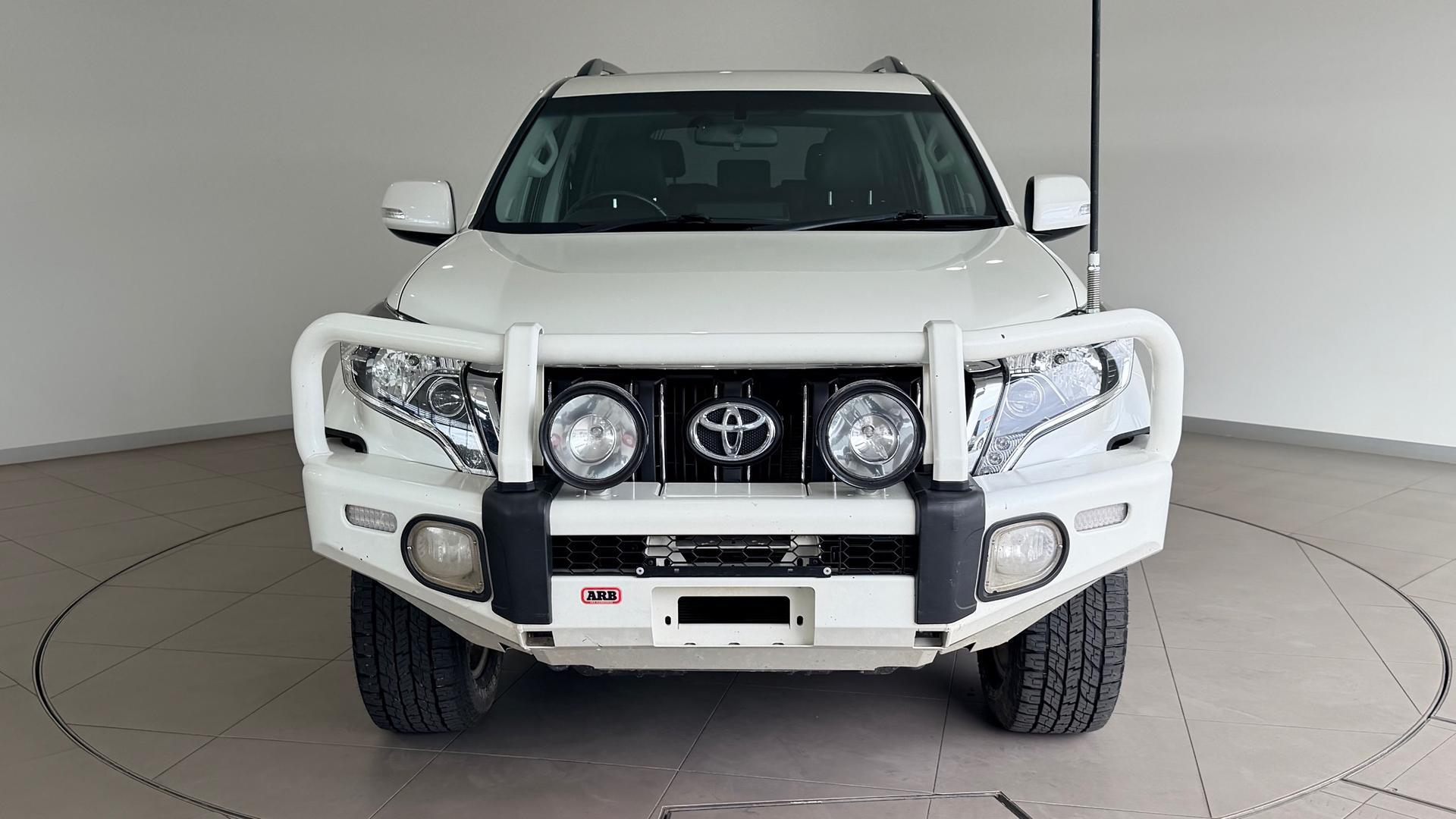 2017 Toyota Landcruiser Prado SE in White