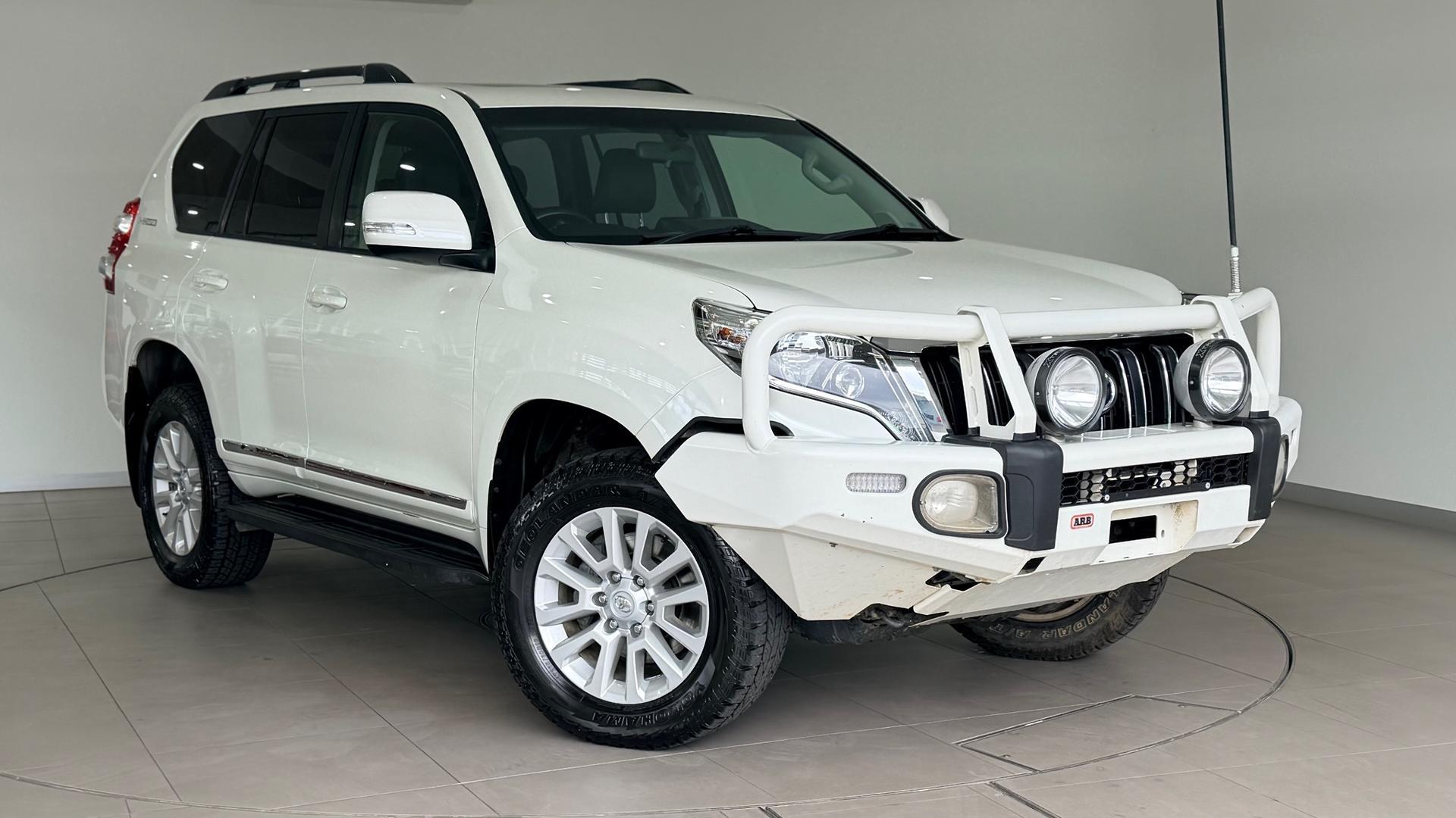 2017 Toyota Landcruiser Prado SE in White