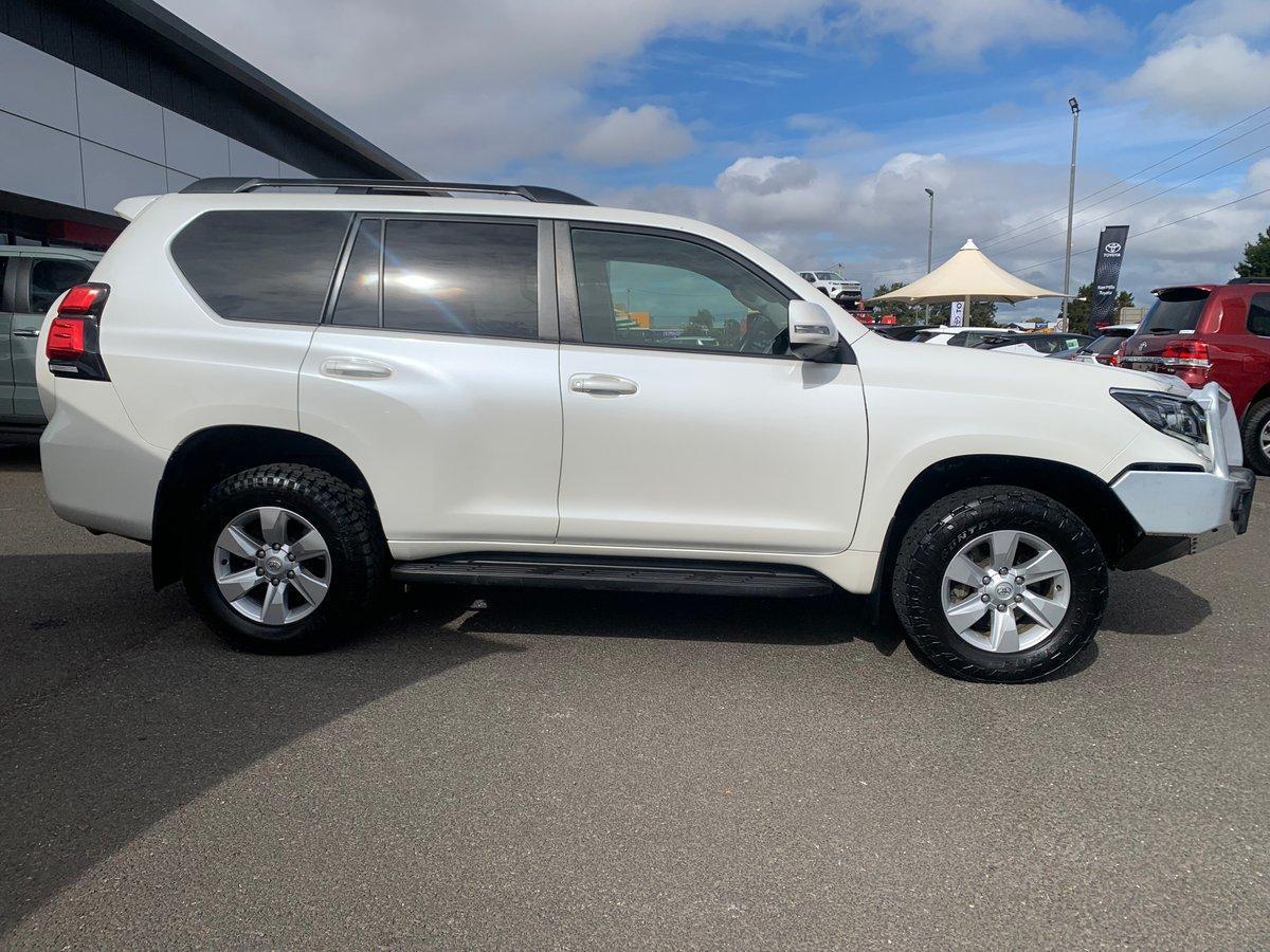 2017 Toyota Landcruiser Prado GXL in White