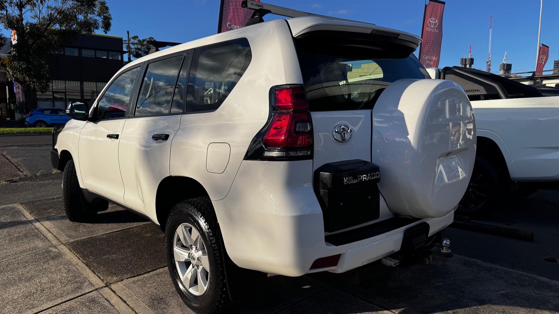 2018 Toyota Landcruiser Prado GX in White