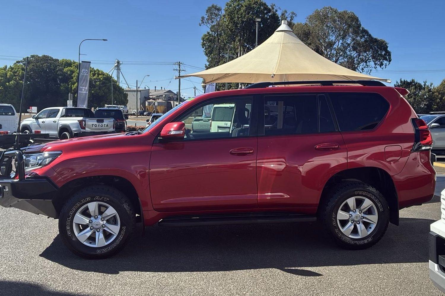 2021 Toyota Landcruiser Prado GXL in Red
