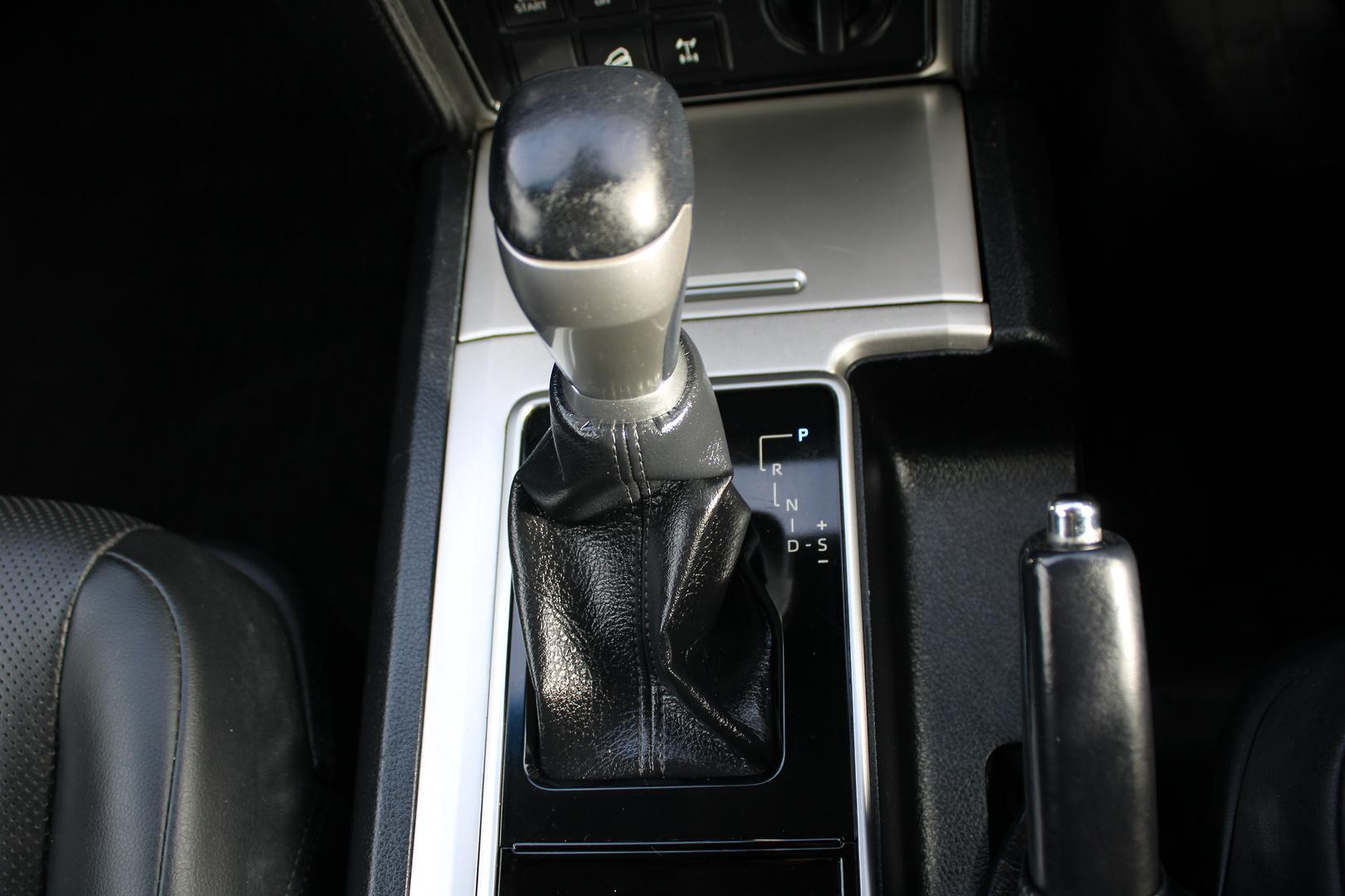 2022 Toyota Landcruiser Prado GXL in White