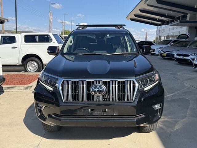 2022 Toyota Landcruiser Prado VX in Black
