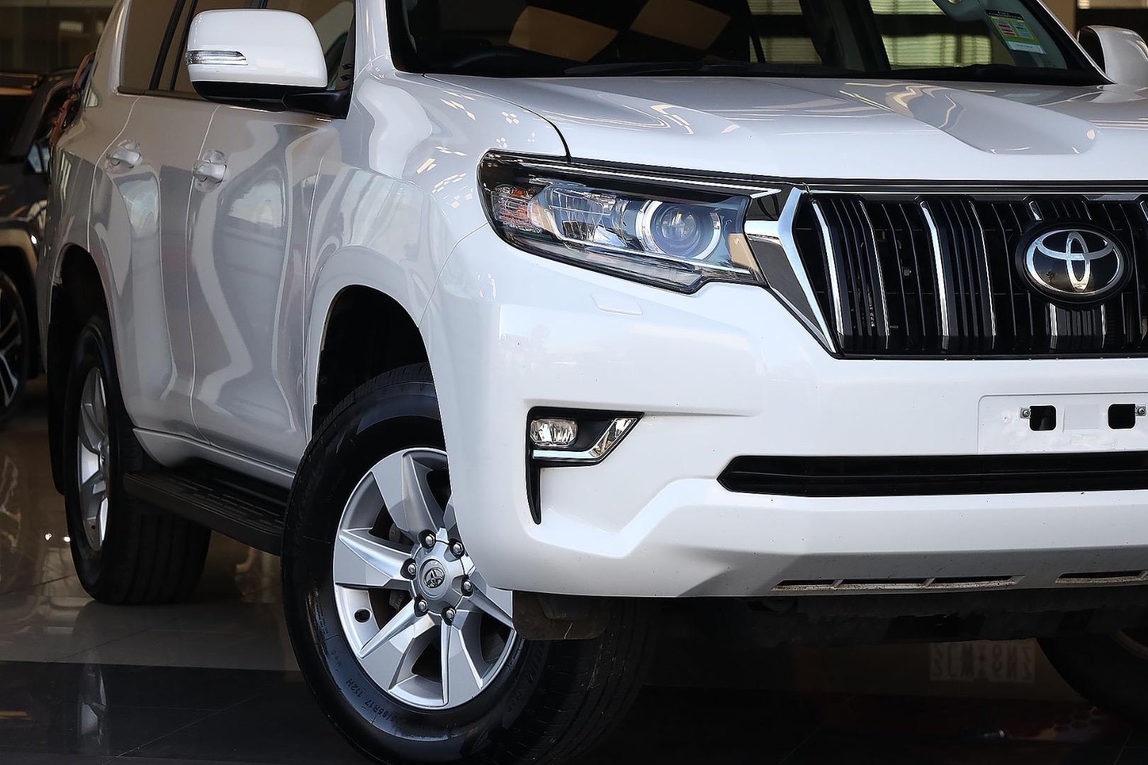 2023 Toyota Landcruiser Prado GXL in White