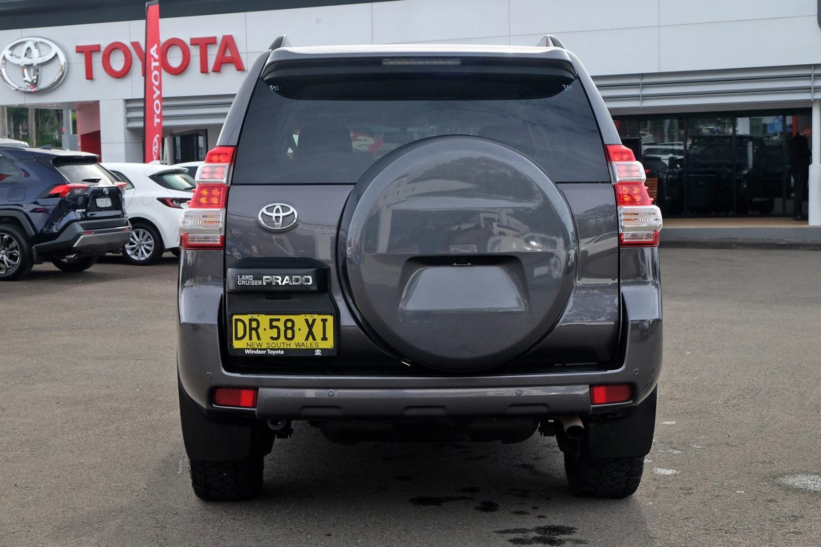2015 Toyota Landcruiser Prado GXL in Silver