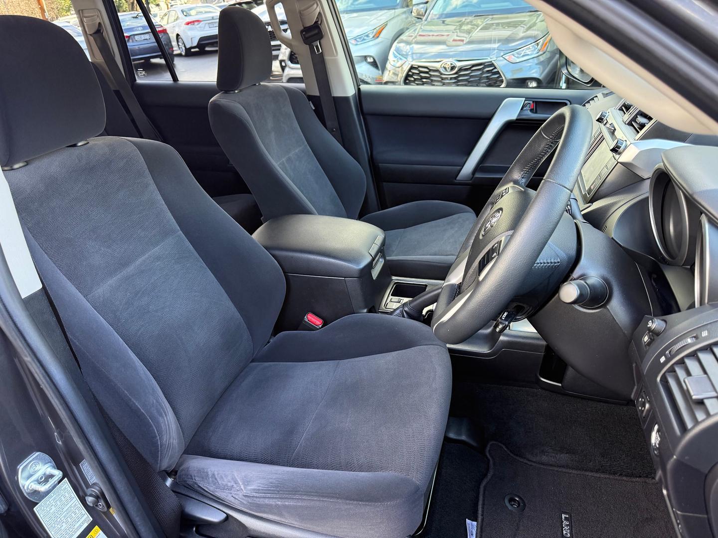 2016 Toyota Landcruiser Prado GXL in Silver