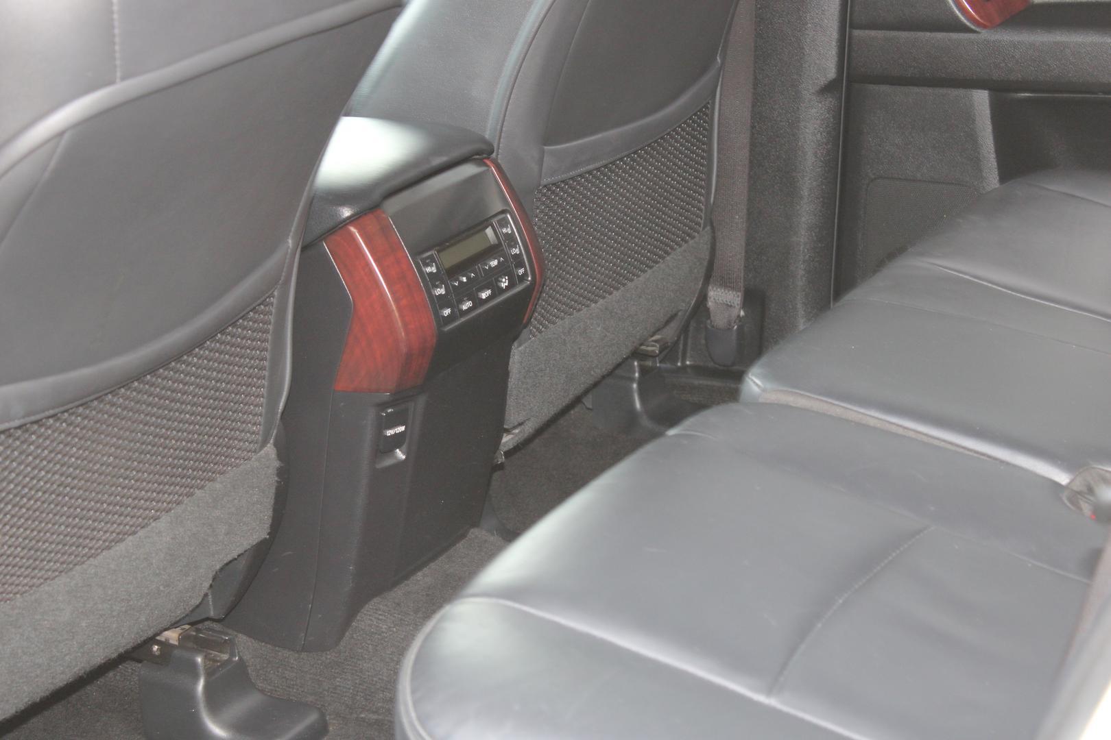 2016 Toyota Landcruiser Prado VX in White