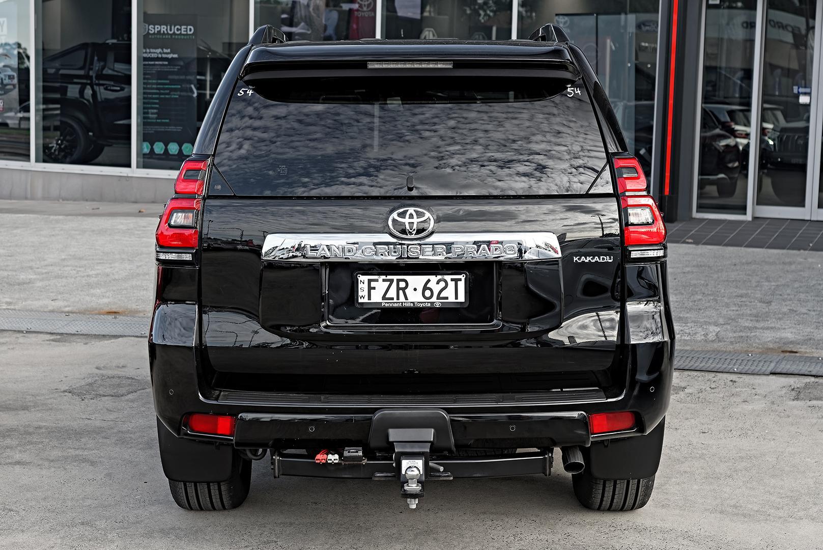 2021 Toyota Landcruiser Prado Kakadu in Black