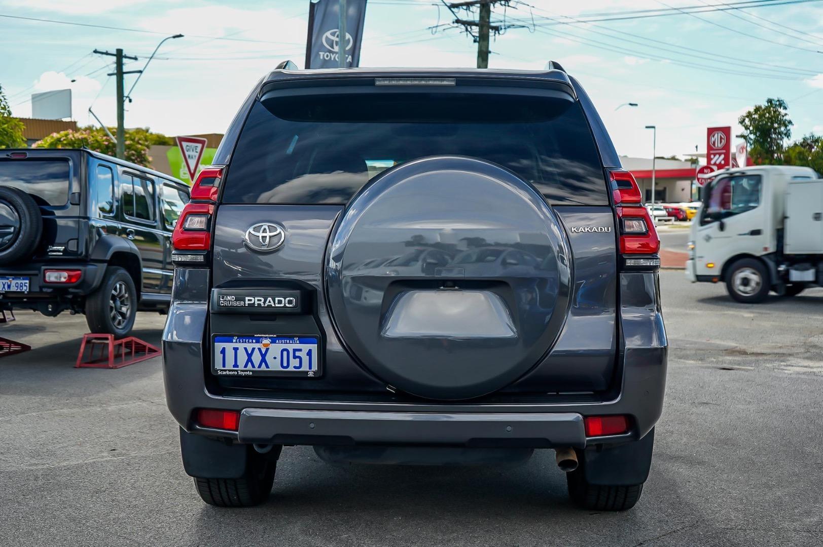 2021 Toyota Landcruiser Prado Kakadu in Silver
