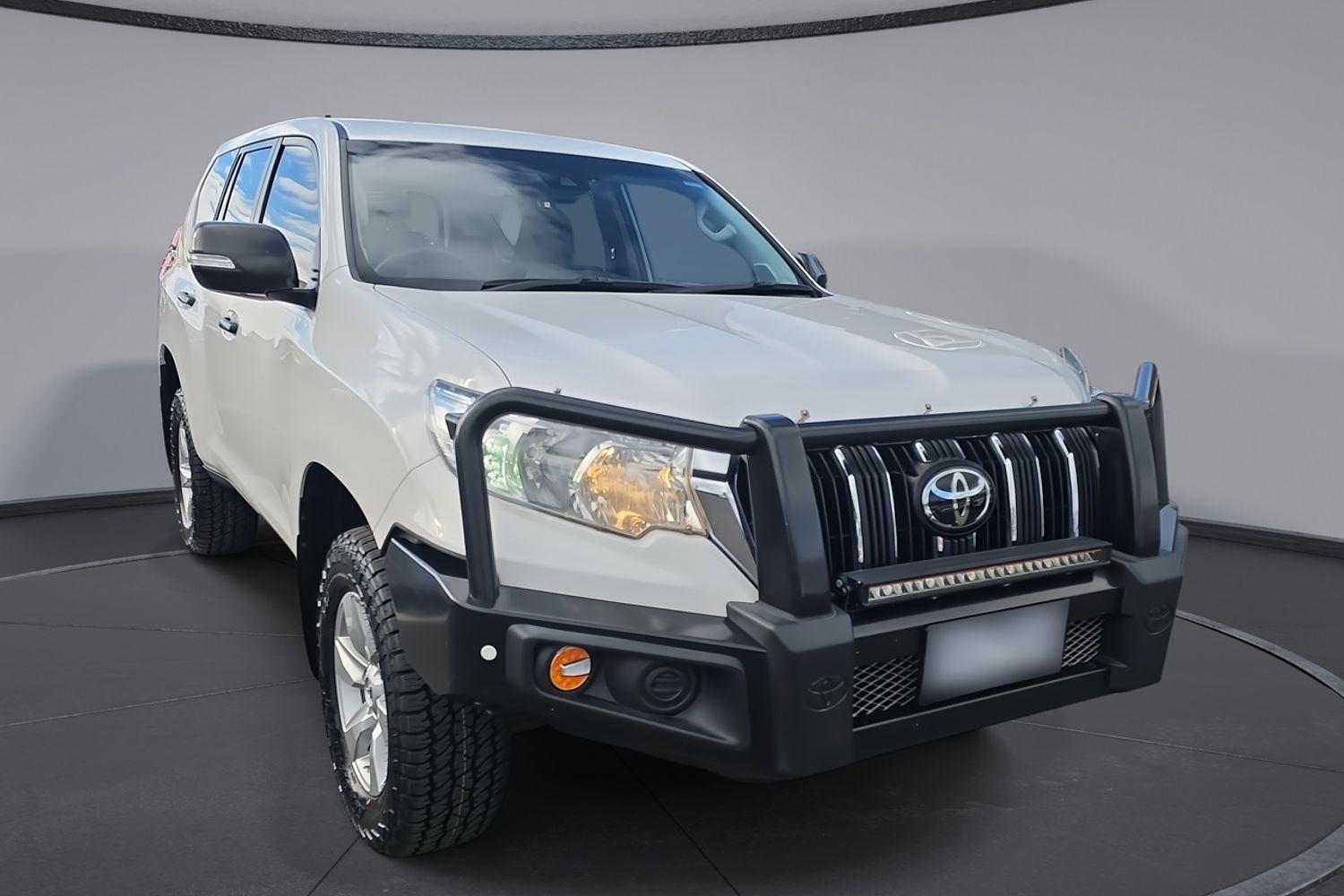 2022 Toyota Landcruiser Prado GX in White