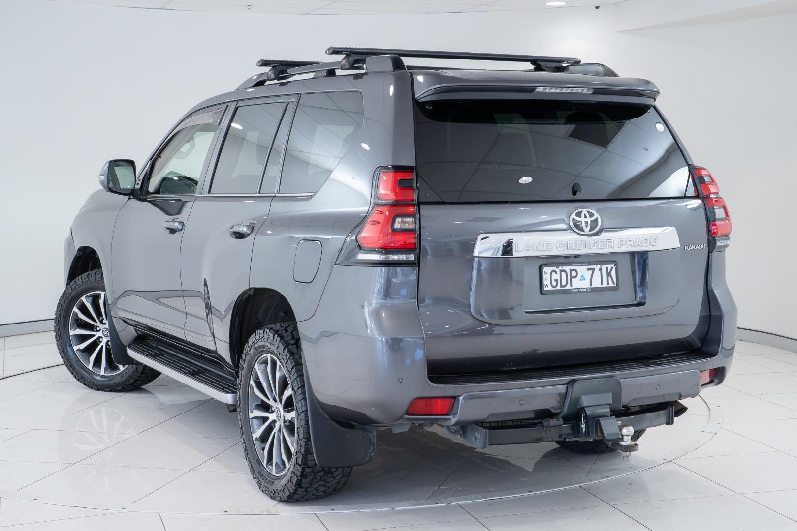 2022 Toyota Landcruiser Prado Kakadu in Silver