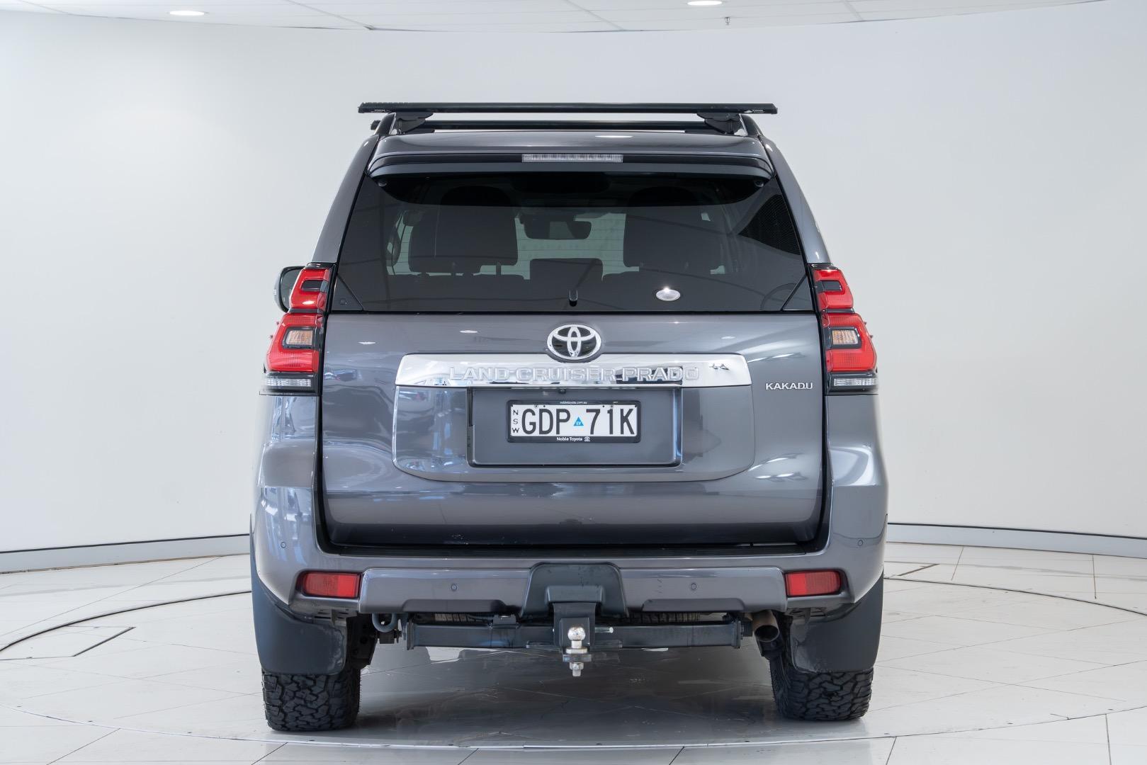 2022 Toyota Landcruiser Prado Kakadu in Silver