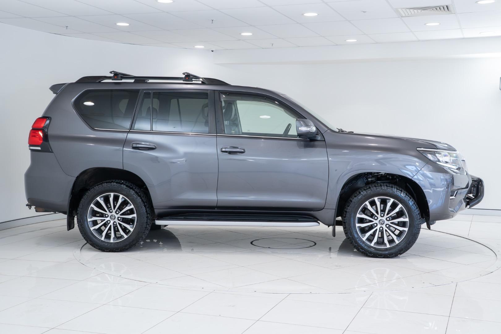 2022 Toyota Landcruiser Prado Kakadu in Silver