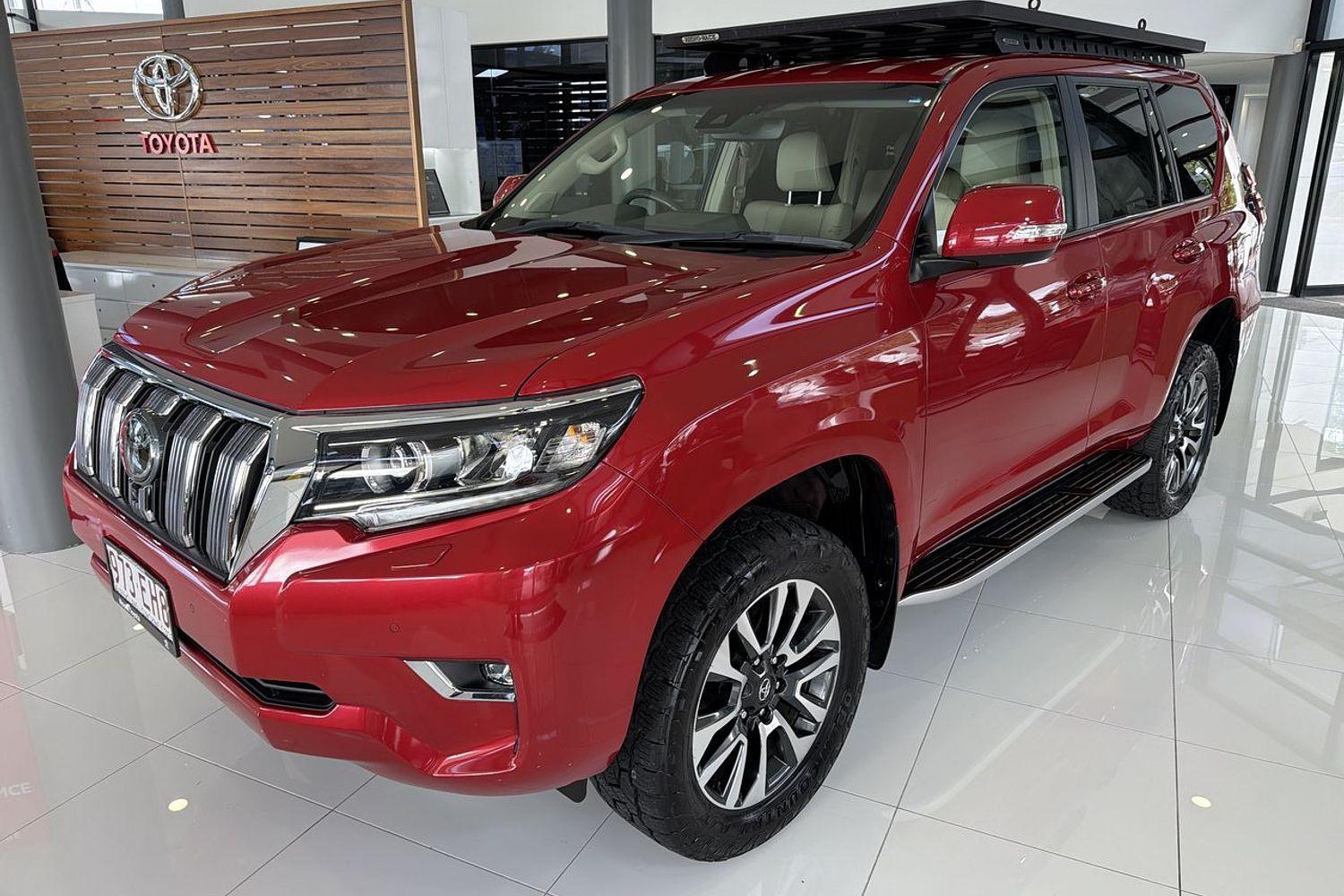 2022 Toyota Landcruiser Prado VX in Red
