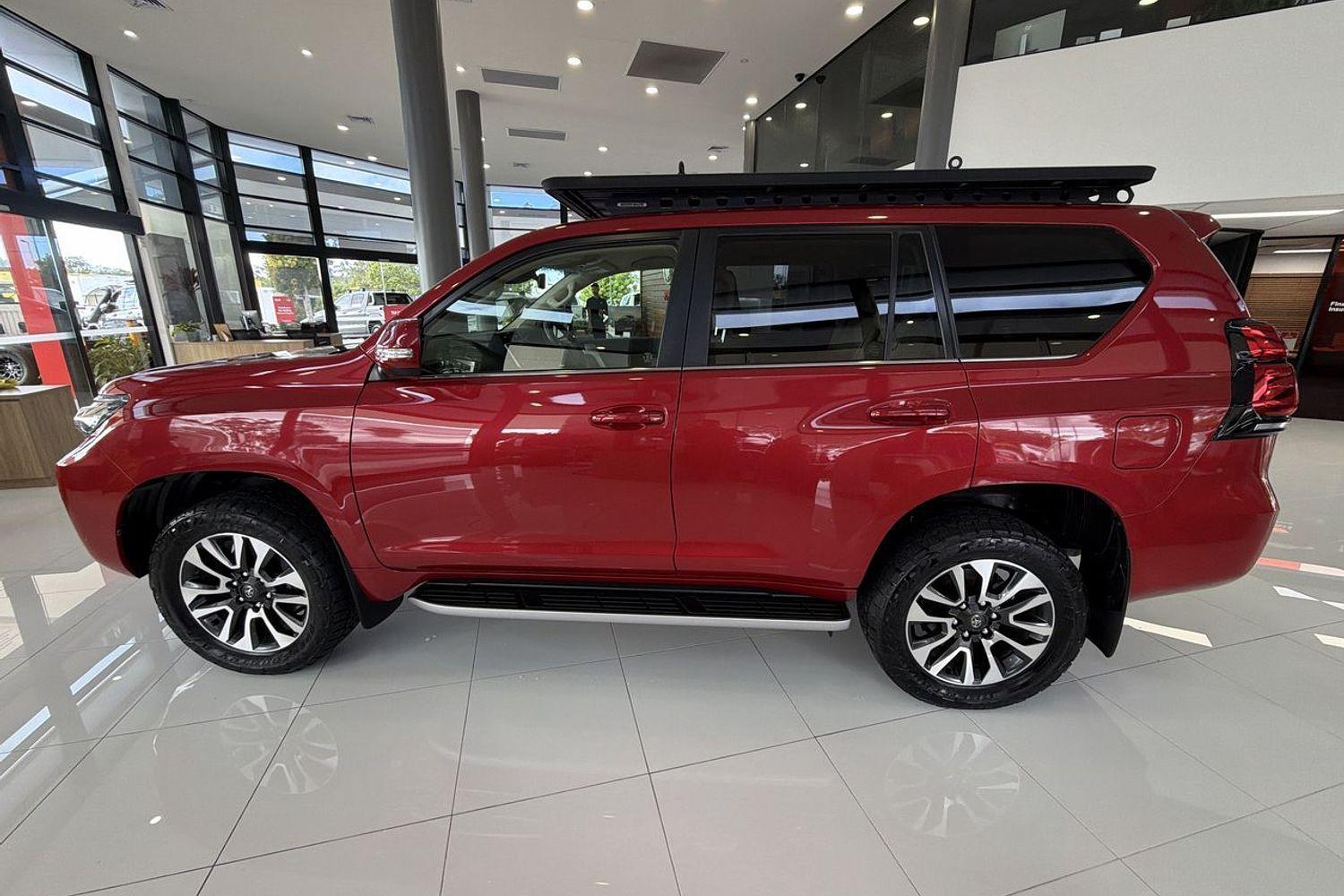 2022 Toyota Landcruiser Prado VX in Red