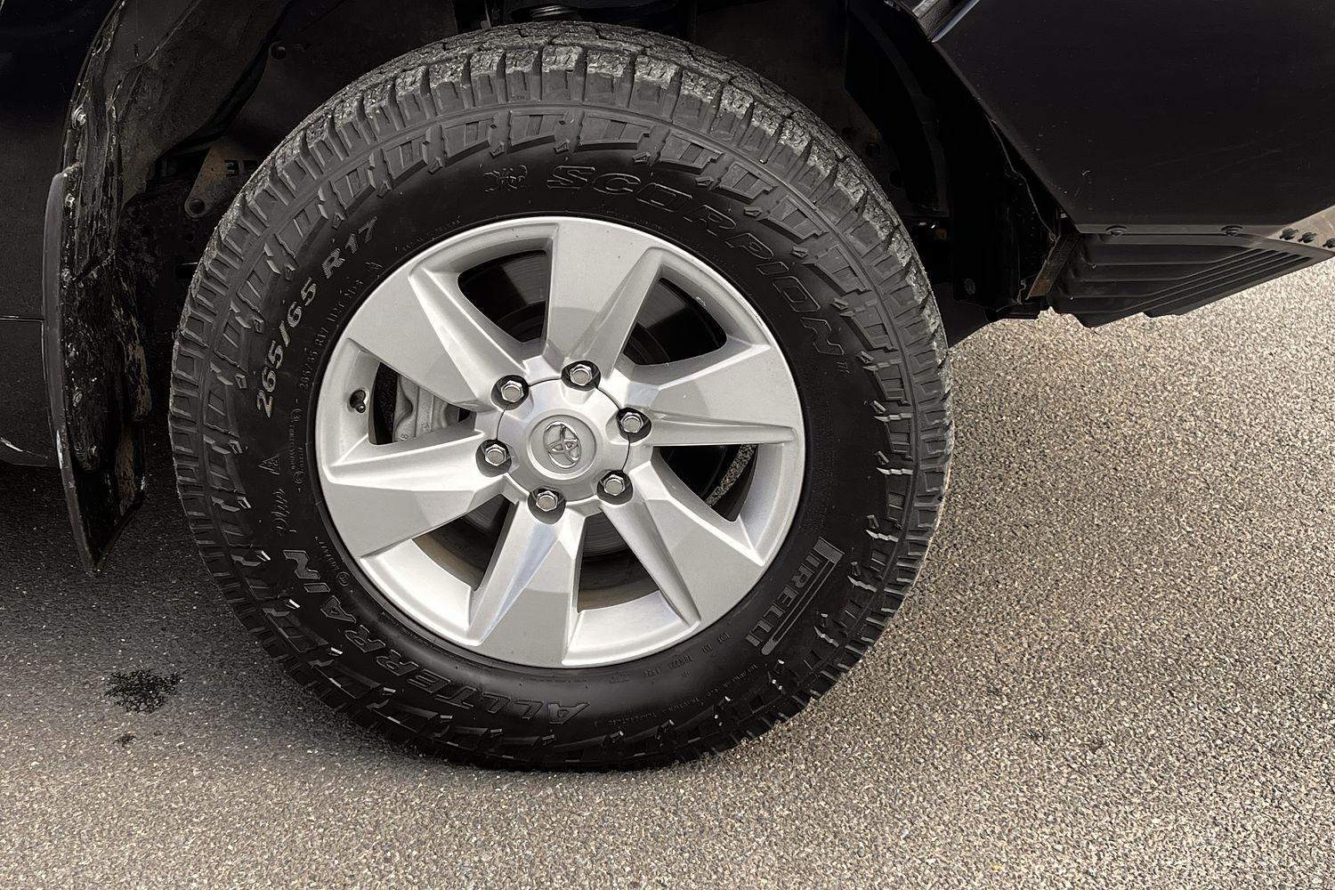 2022 Toyota Landcruiser Prado GXL in Black