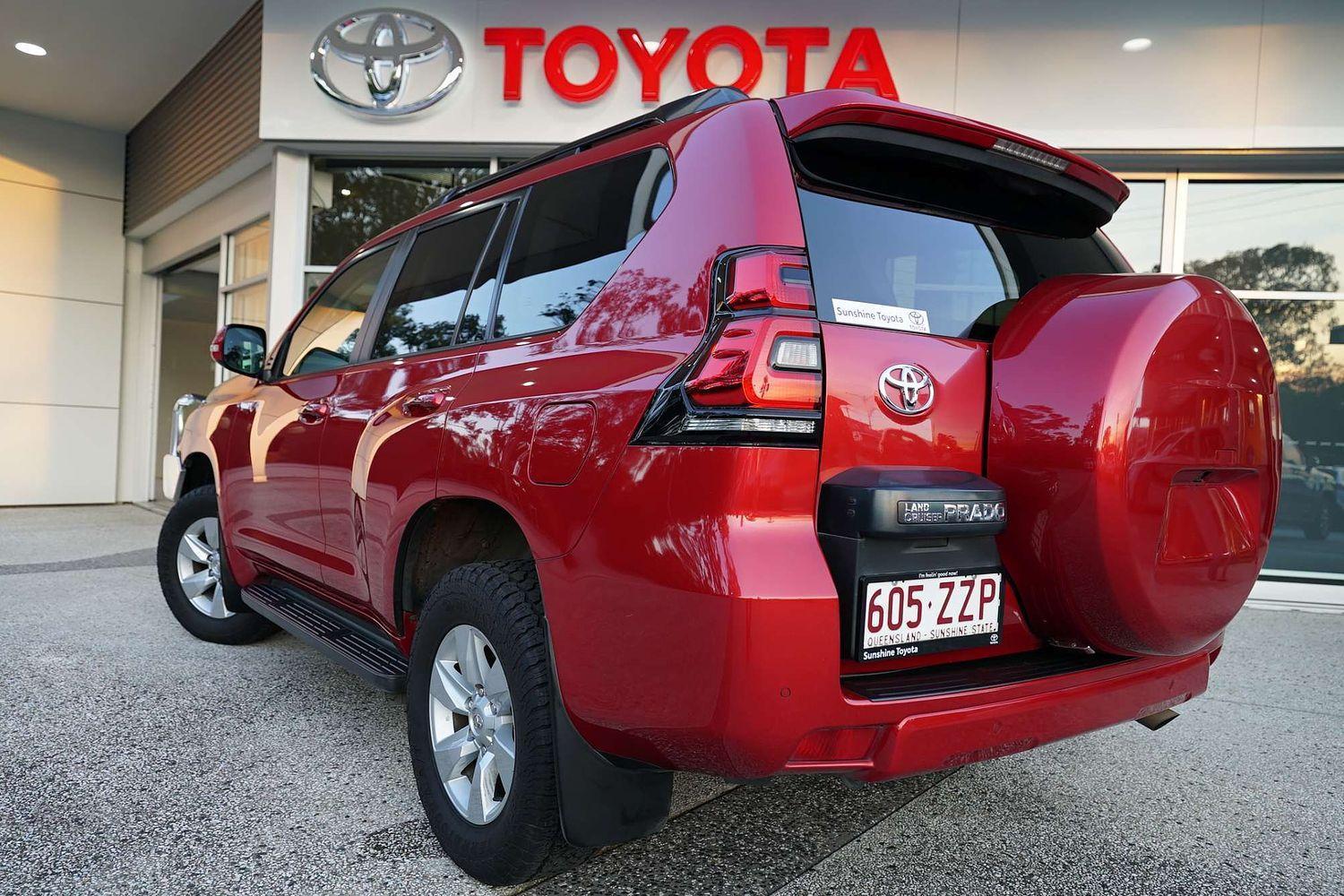 2020 Toyota Landcruiser Prado GXL in Red