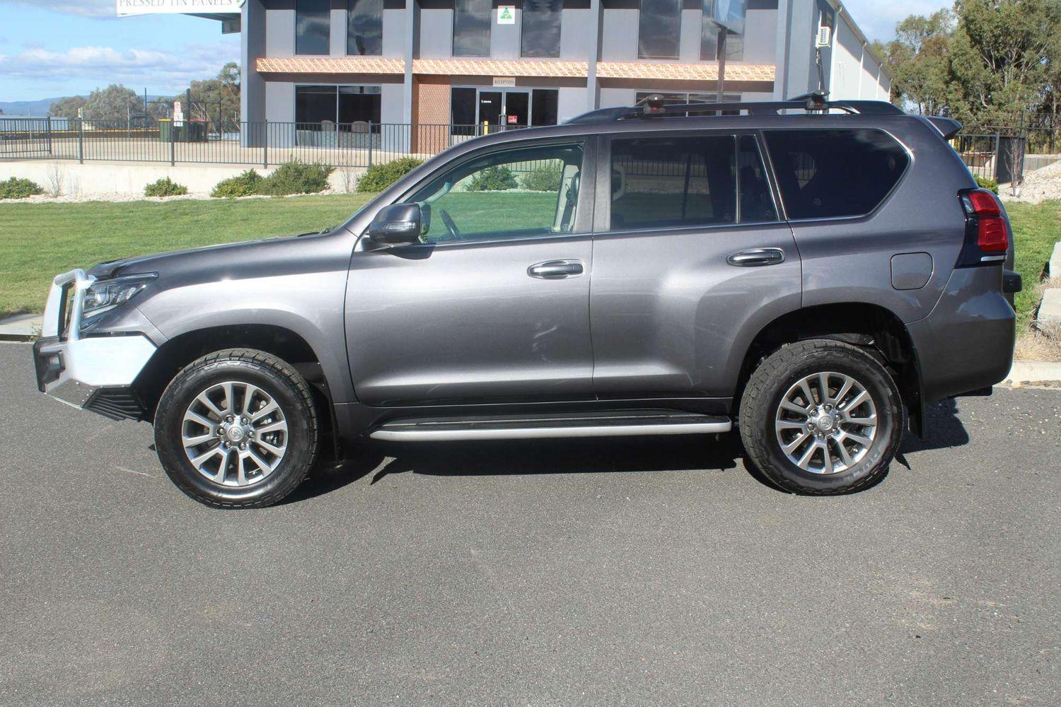 2021 Toyota Landcruiser Prado Kakadu in Silver
