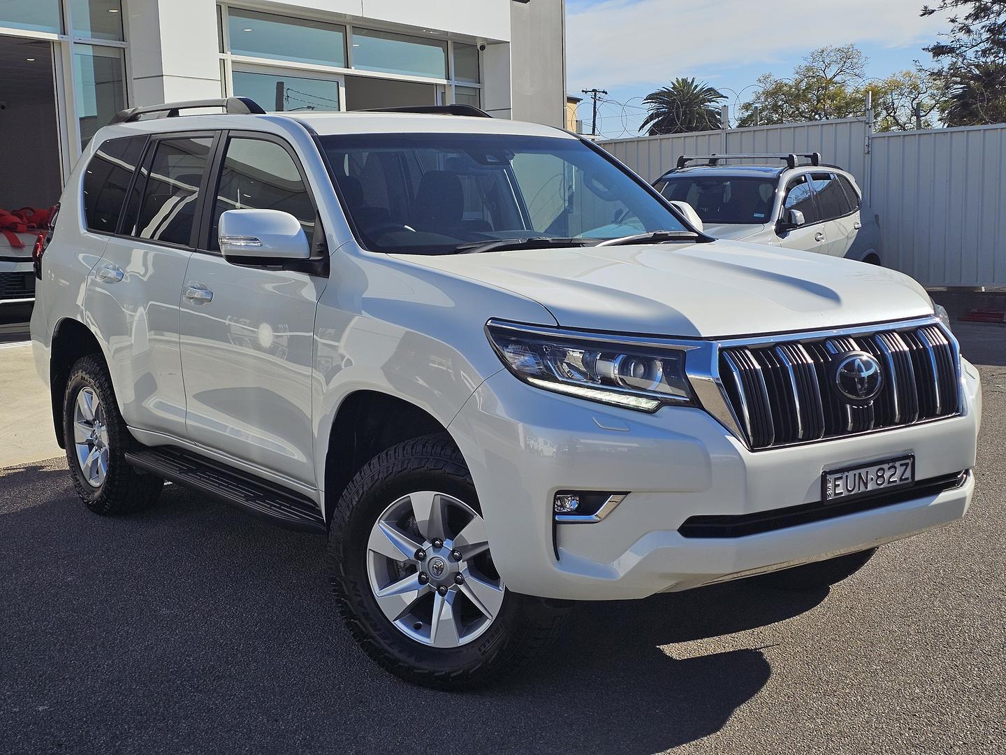 2022 Toyota Landcruiser Prado GXL in White